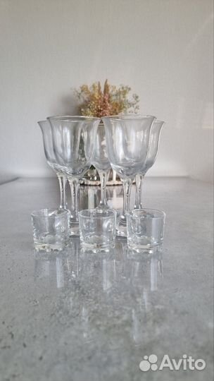 Бокалы и рюмки