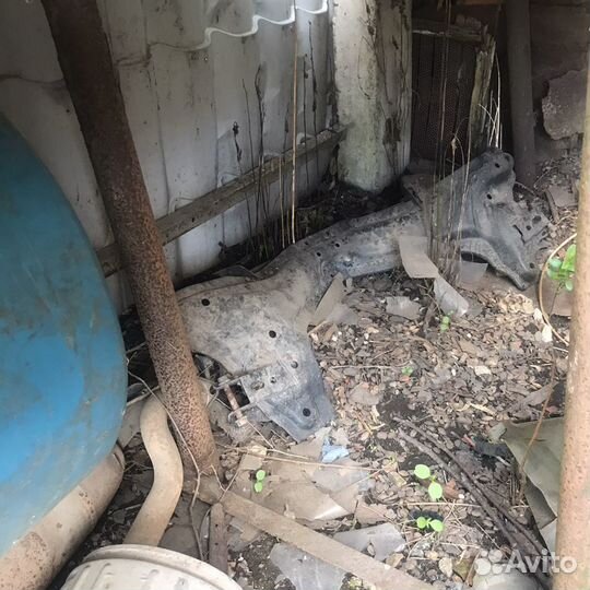 Продам задняя балка на Хонду CR-V