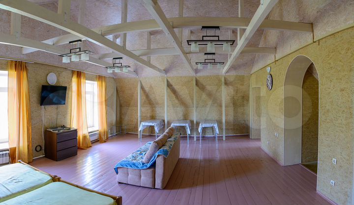 Дом 240 м² на участке 15 сот.