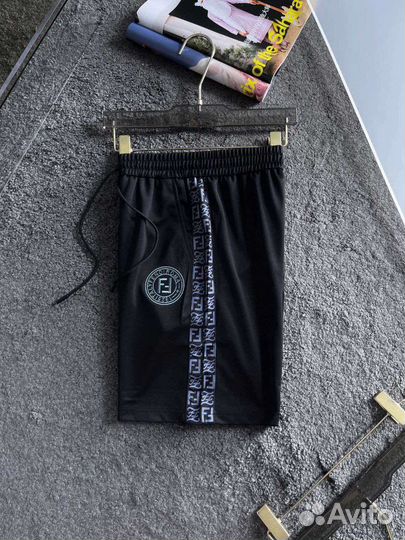 Шорты fendi