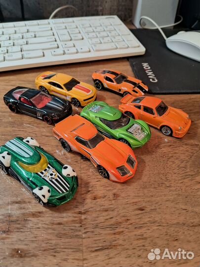 Машинки Hot Wheels