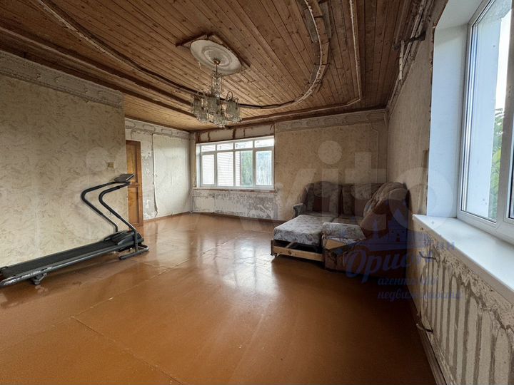 Коттедж 216 м² на участке 12,5 сот.