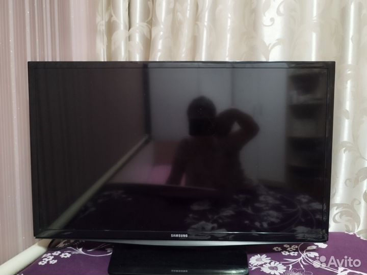 Телевизор samsung