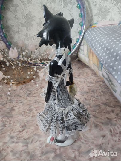 Китайский фарфор фигурка кошки