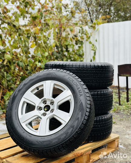 Yokohama Ice Guard G075 235/65 R17 102