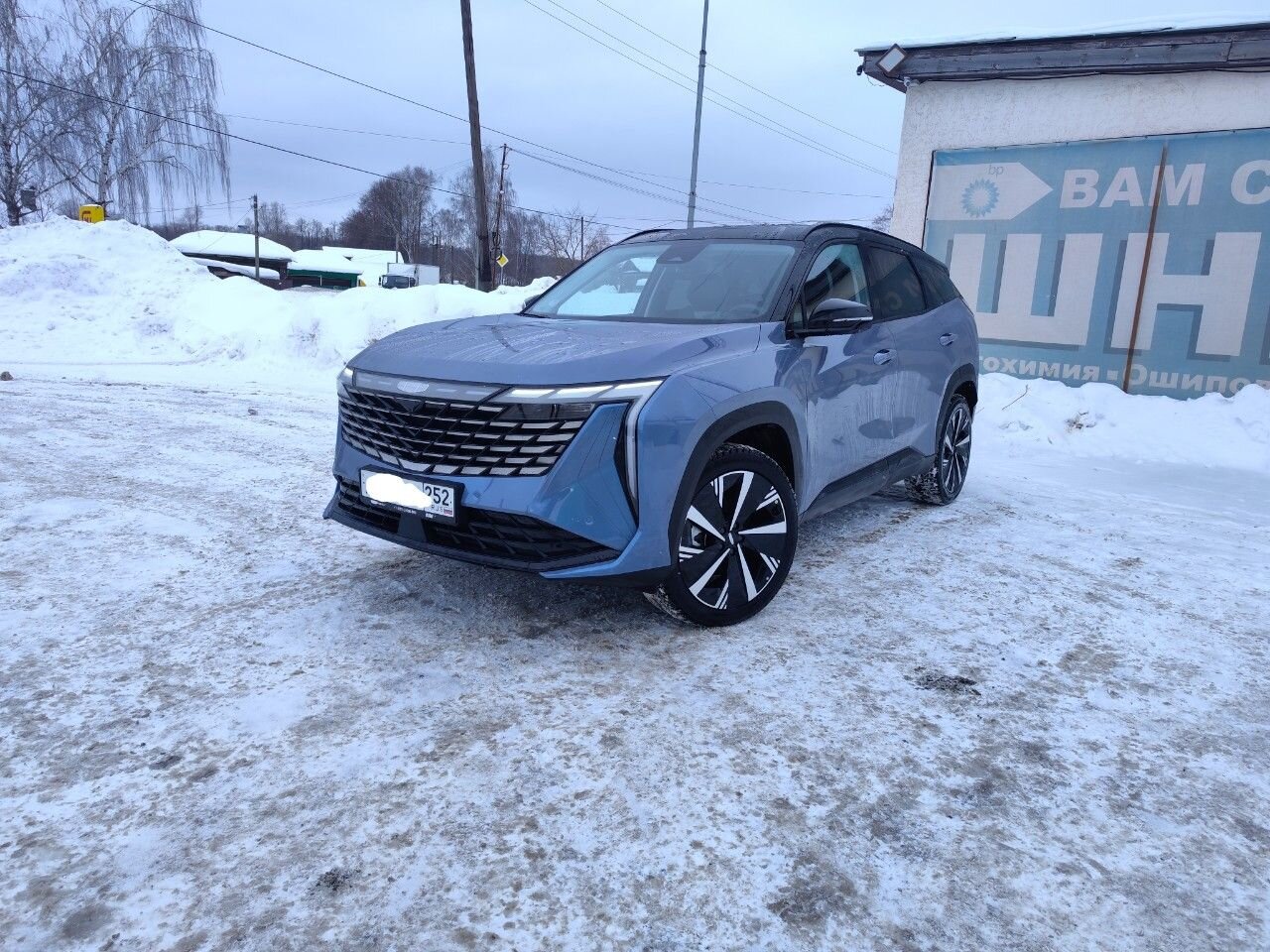 Geely Atlas: фото владельца