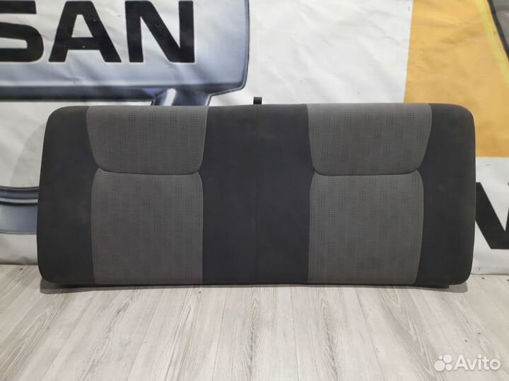 Сиденье заднее Спинка Диван Nissan NP300