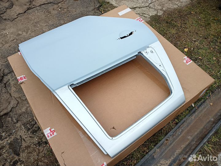 Дверь задняя правая Renault Duster 1 оригинал