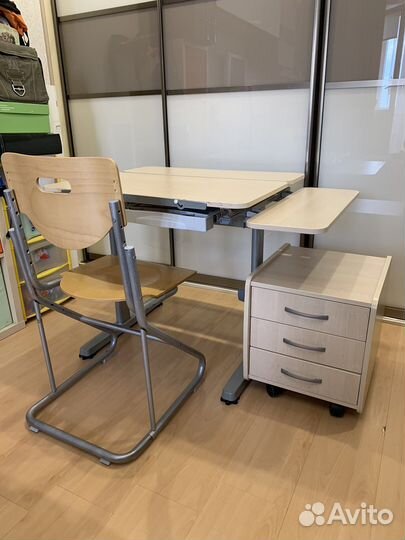 Растущая парта эргономик с тумбой и стулом