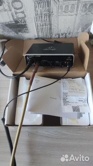 Внешняя звуковая карта Beringer UMC22