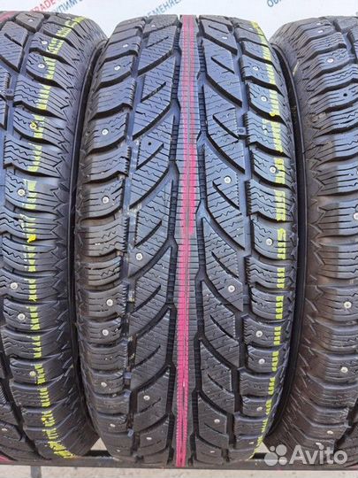 Cooper Weather-Master WSC 215/65 R17 99T