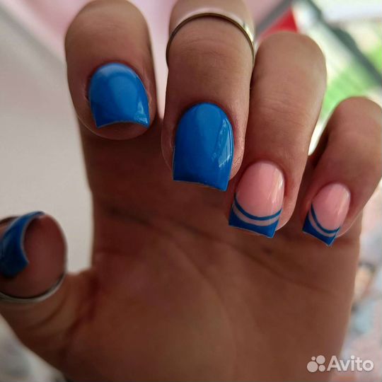 Маникюр и педикюр