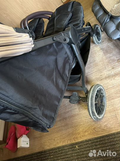 Прогулочная коляска Donna для двойни