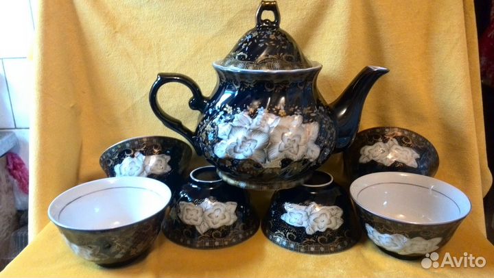 Чайные наборы,пиалы,чайники,кобальт Чехословакия