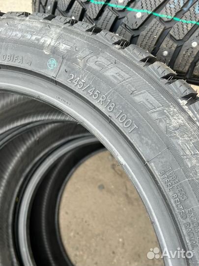 Toyo Observe Ice-Freezer 245/45 R18 100T