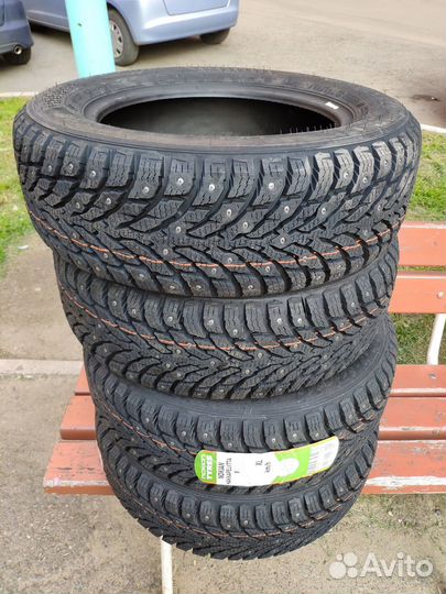Nokian Tyres Hakkapeliitta 9 SUV 285/45 R20