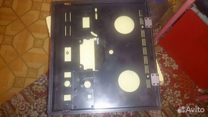 Панель катушечного магнитофона