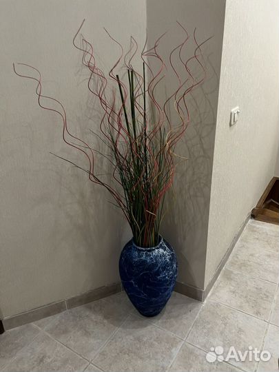 Ваза большая напольная с сухоцветами