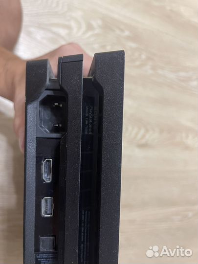 Sony PS4 pro 1tb