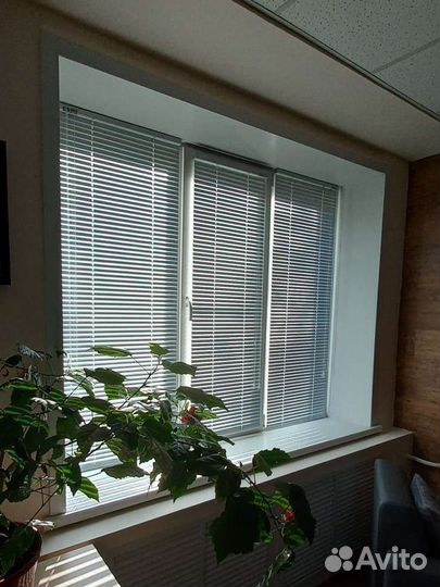 Жалюзи горизонтальные