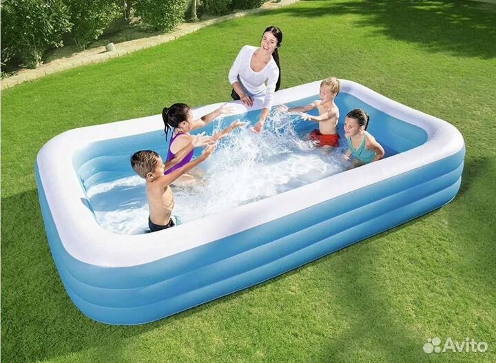 Надувной бассейн
