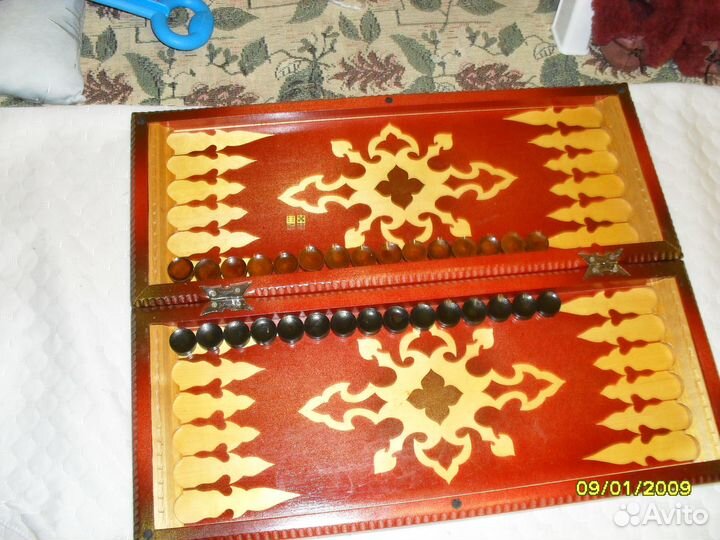 Нарды резные ручной работы. 