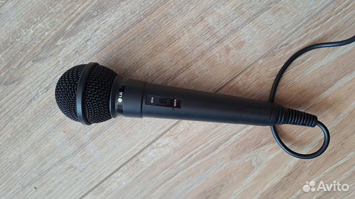 Микрофон для караоке Lg