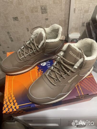 Кроссовки reebok женские