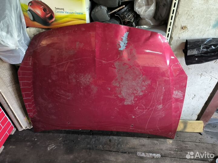 Капот на mitsubishi lancer 9