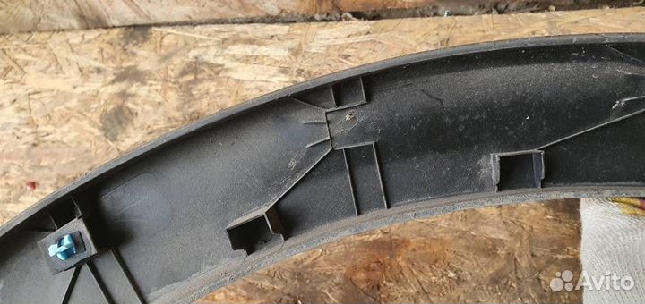 Накладка заднего крыла правого Kia Sportage 2016