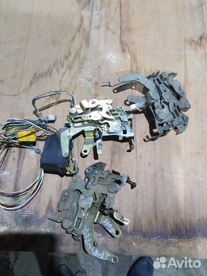 Mercedes Benz Sprinter (Спринтер) Замок двери