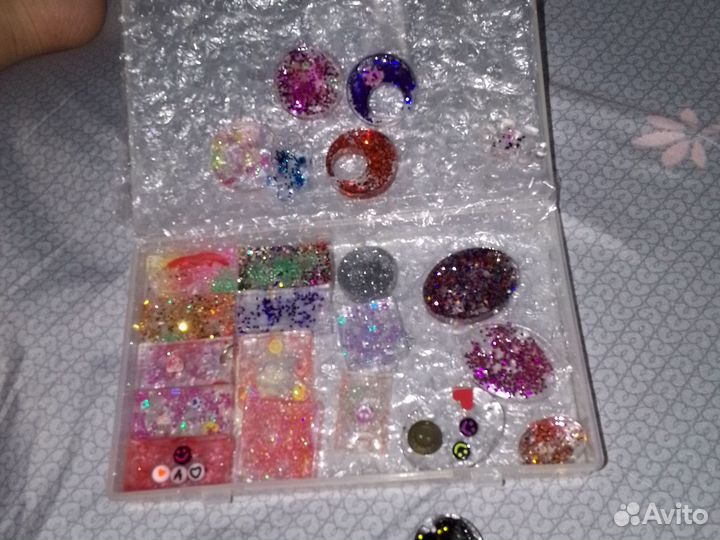 Брелки также чехлы из смолы ручной работы