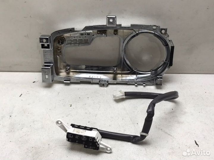 Накладка селектора АКПП Infinity Qx80 Z62 2015