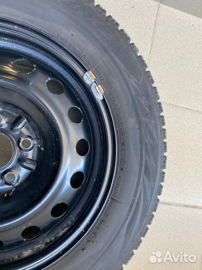 Bridgestone Blizzak VRX2 205/65 R16