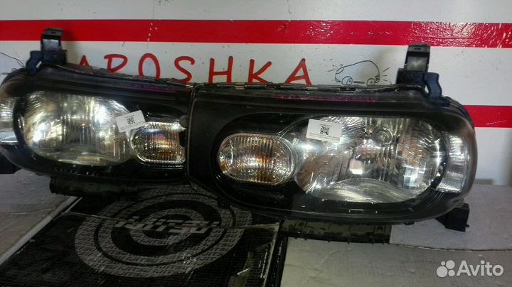 Фара ниссан куб Z-12 правая/левая