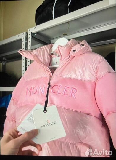 Пуховик Moncler