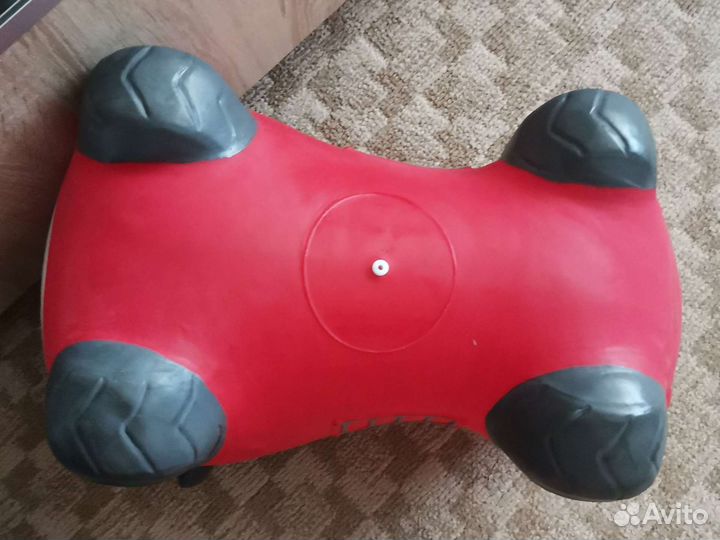 Игрушка попрыгун машина