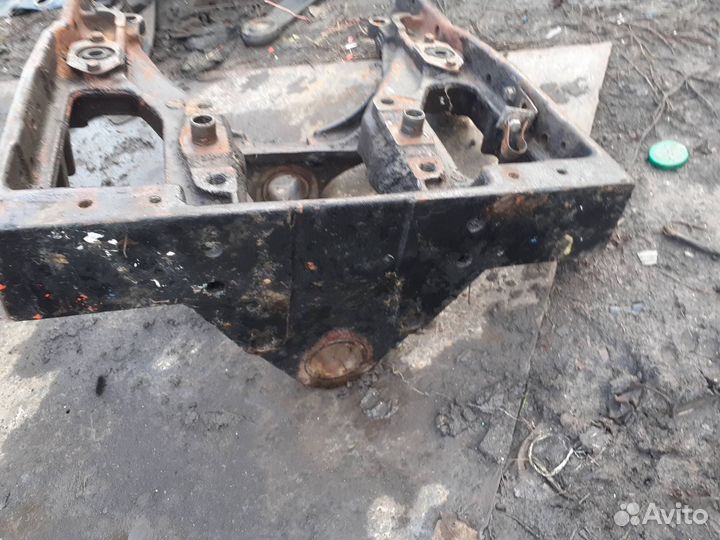 Передний брус для тр мтз