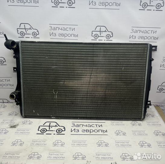 Радиатор охлаждения Skoda Octavia A5