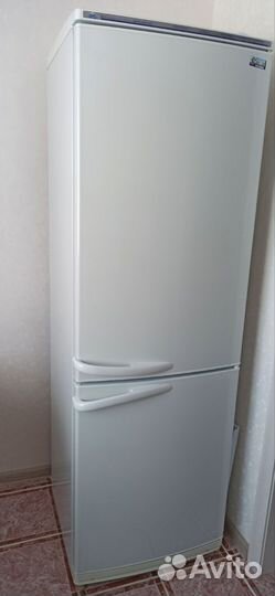 Холодильник атлант бу