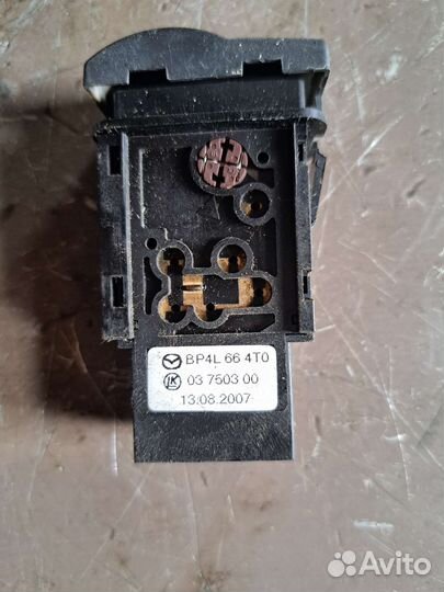 Кнопки салона Mazda 3