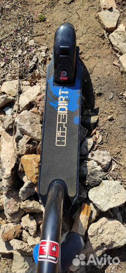 Самокат трюковой 