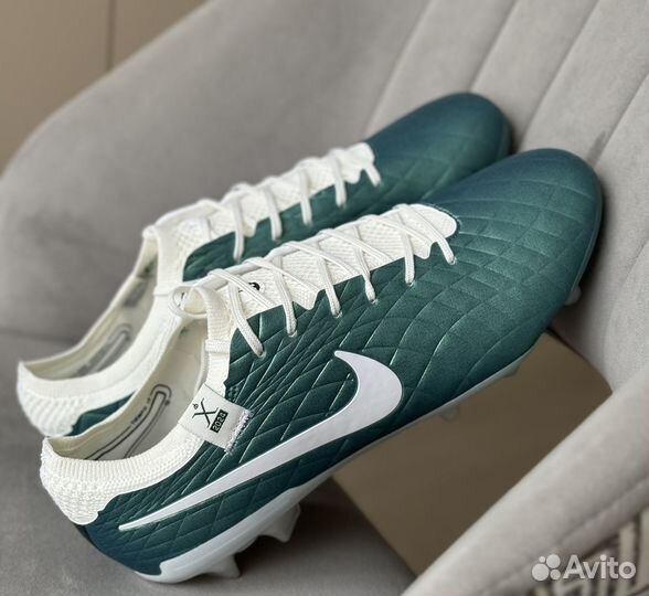 Футбольные бутсы Nike Tiempo Legend 10 Elite FG