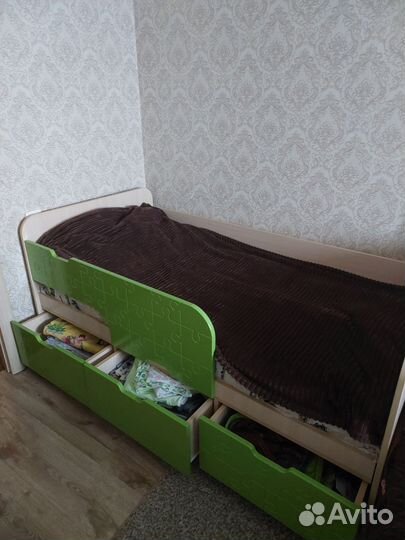 Детская кровать от 2 лет с бортиком