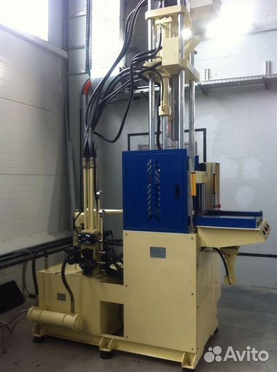 Вертикальный термопластавтомат ARK-plast TA-400