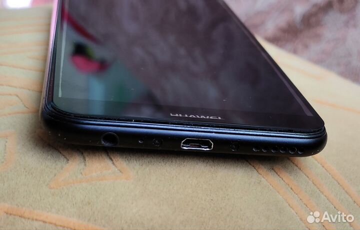 Телефон Huawei