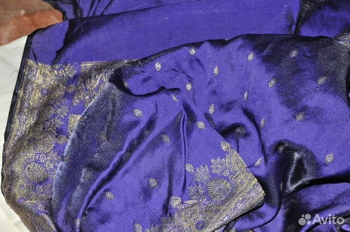 Ткани, военные шерсть, ткань для сари