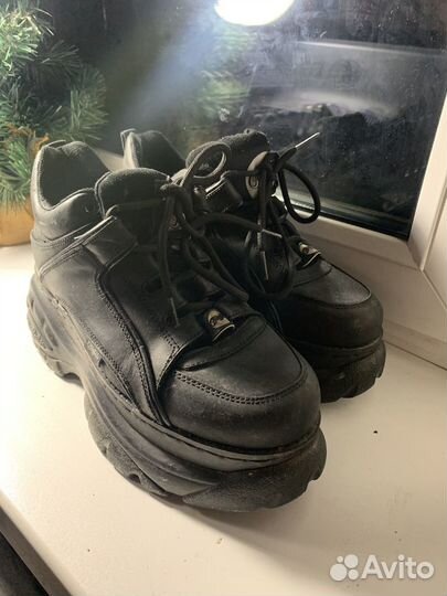 Buffalo кроссовки swear type