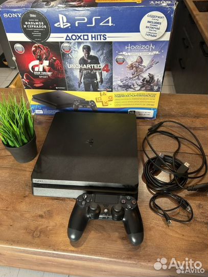 Sony PS4 slim goldhen 9.00 1tb