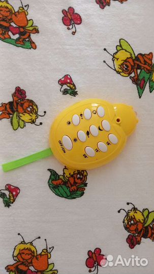 Музыкальный мобиль на кроватку